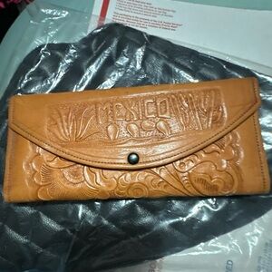 Alejandro Yeo tooled wallet